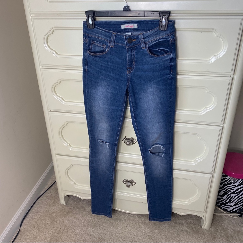Mid rise distressed jeans